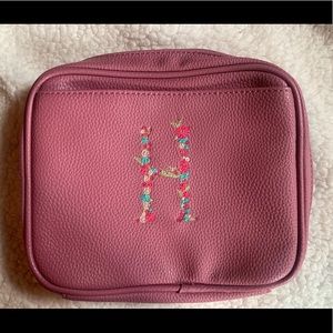 ThirtyOne Tech Case